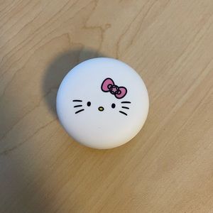 the crème shop x hello kitty macaroon lip balm!!